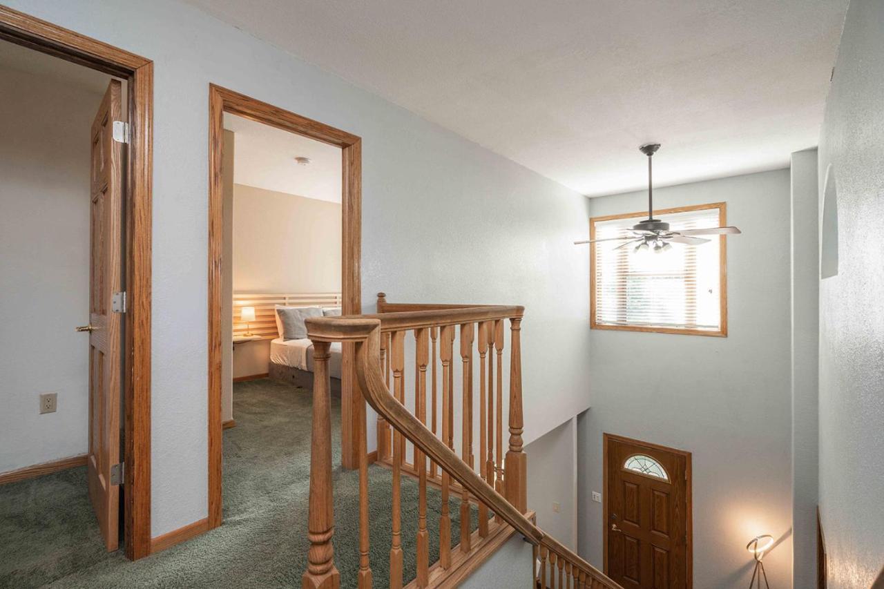 Grand Palace * Sioux Falls