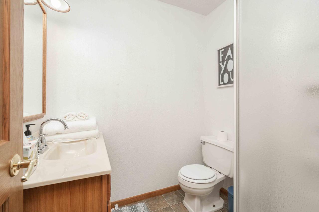 Grand Palace Villa Sioux Falls